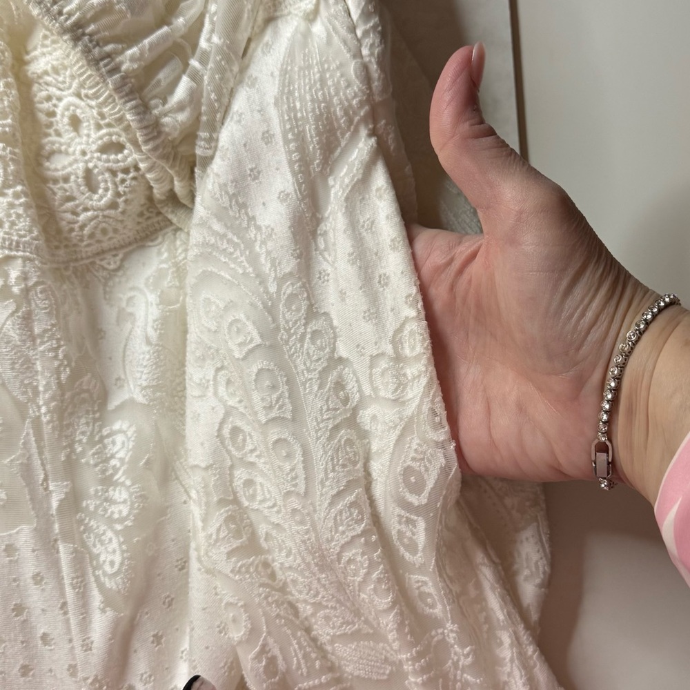 🤍 Farm Rio x Anthropologie | Lace Off-Shoulder Jumpsuit | Ivory | Size M - Picture 9 of 11